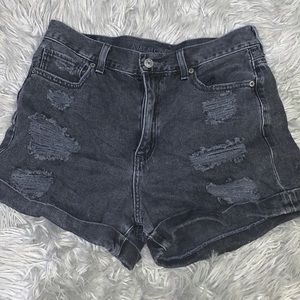 American Eagle Mom Short